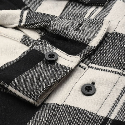 Men's Black Regular Fit Checked Casual Shirt