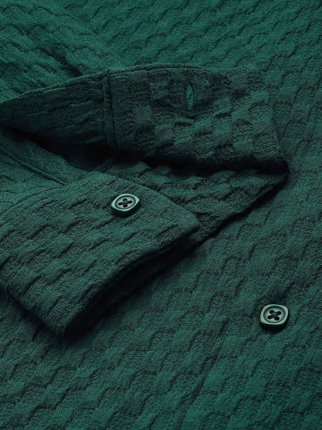 Men's Green Relaxed Fit Solid Resort Wear Shirt