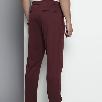 Men's Maroon Relaxed Fit Solid Chinos