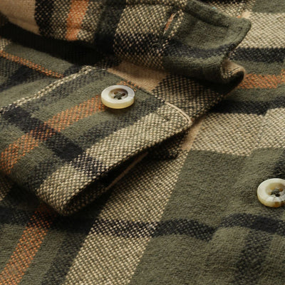 Men's Green Regular Fit Checked Casual Shirt