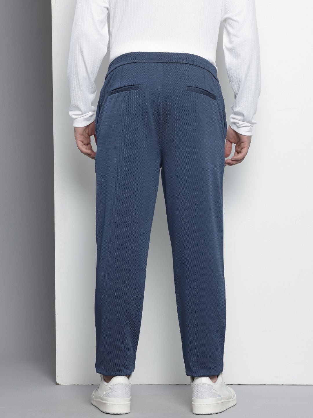 Men's Blue Regular Fit Solid Chinos