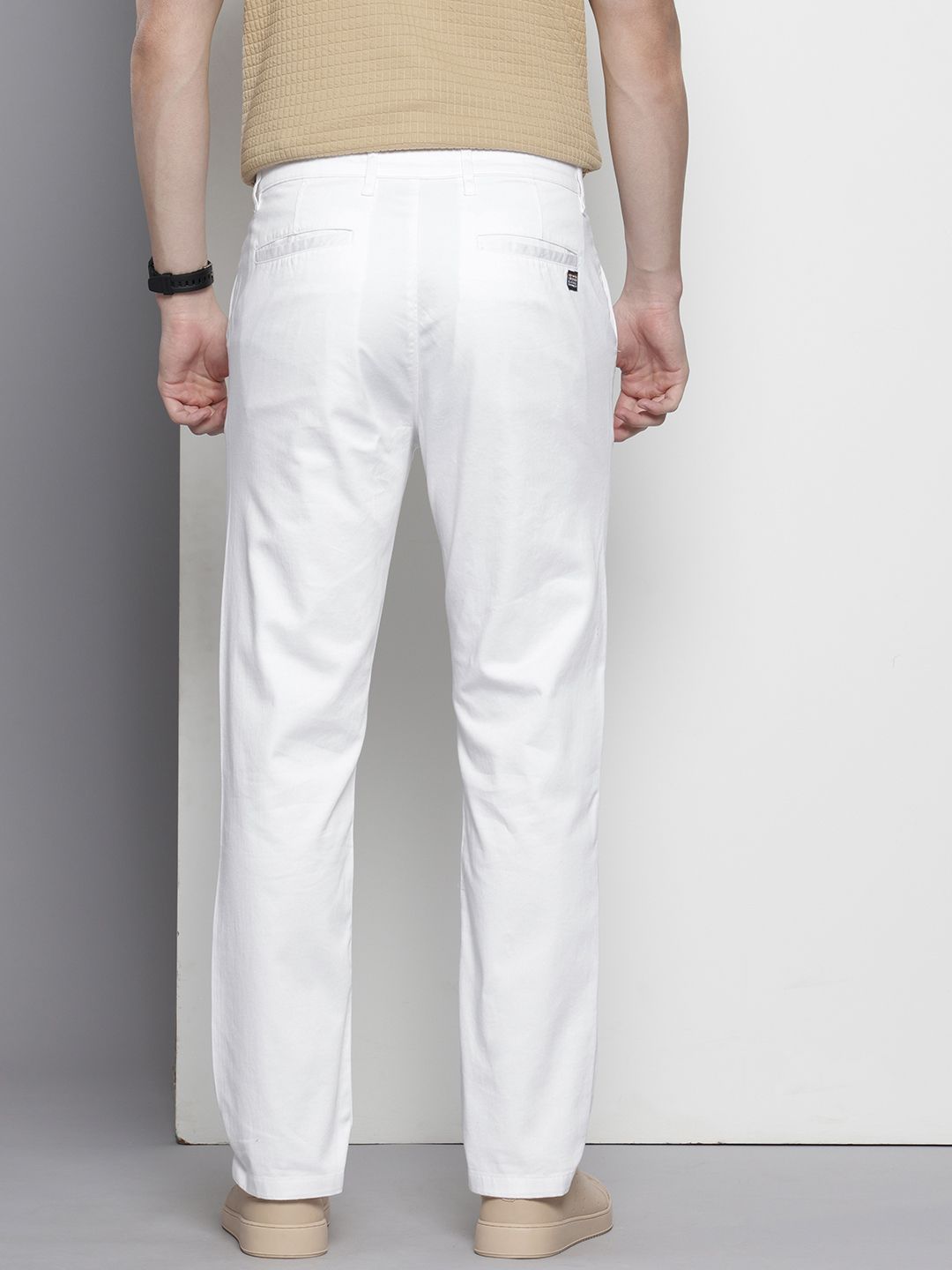 Men's White Regular Fit Solid Chinos