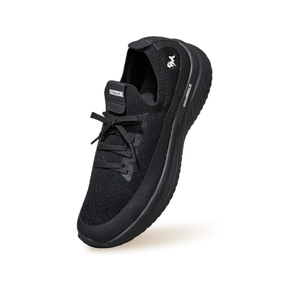 Ease Walk Sneakers : Black