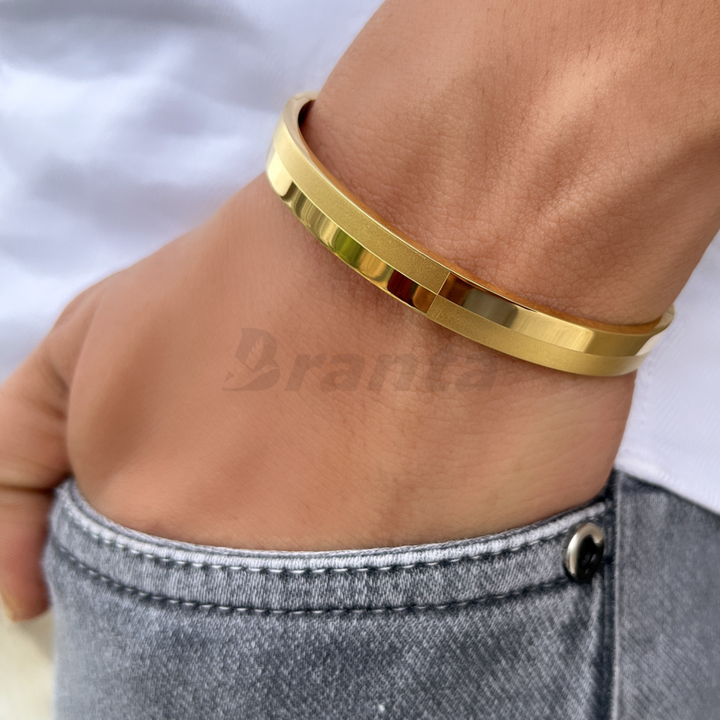 Matt and Shiny Men's Gold Bracelet