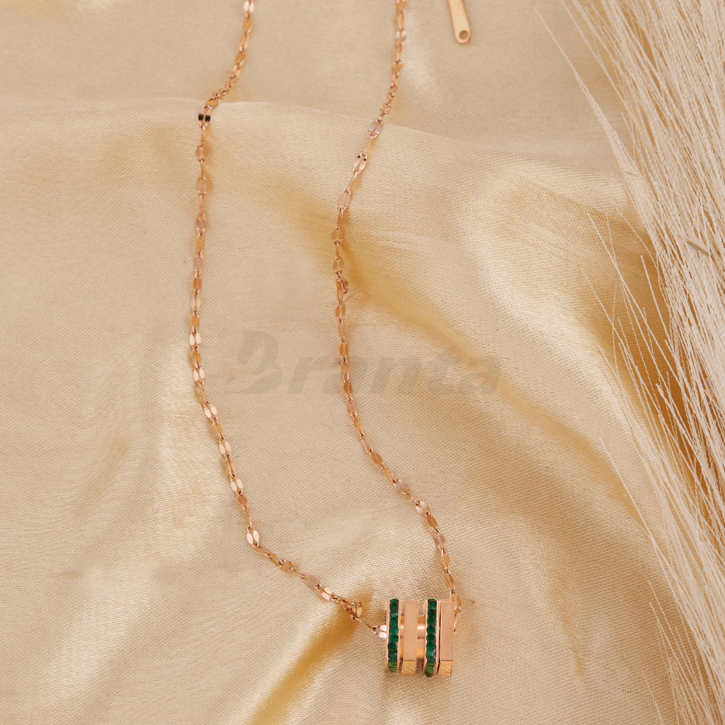 Emerald Brilliance Pendant Rose Gold Necklace For Women