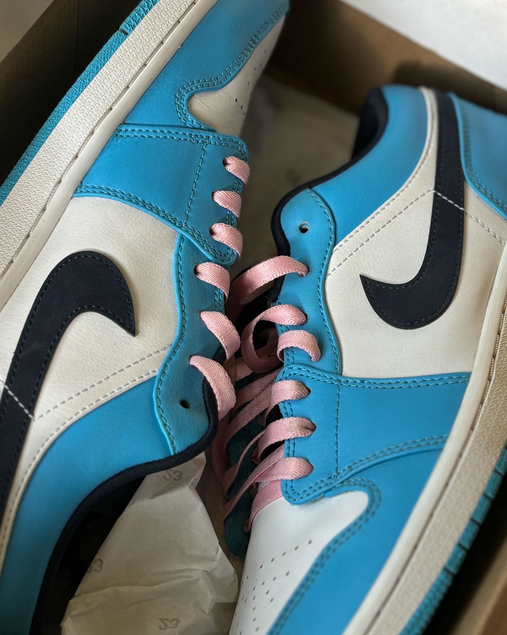 Nike Air Jordan 1 Low White / Powder Blue Obsidian