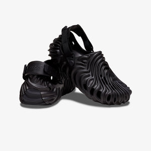 Crocs | SALEHE BEMBURY POLLEX CLOG  { SASQUATCH