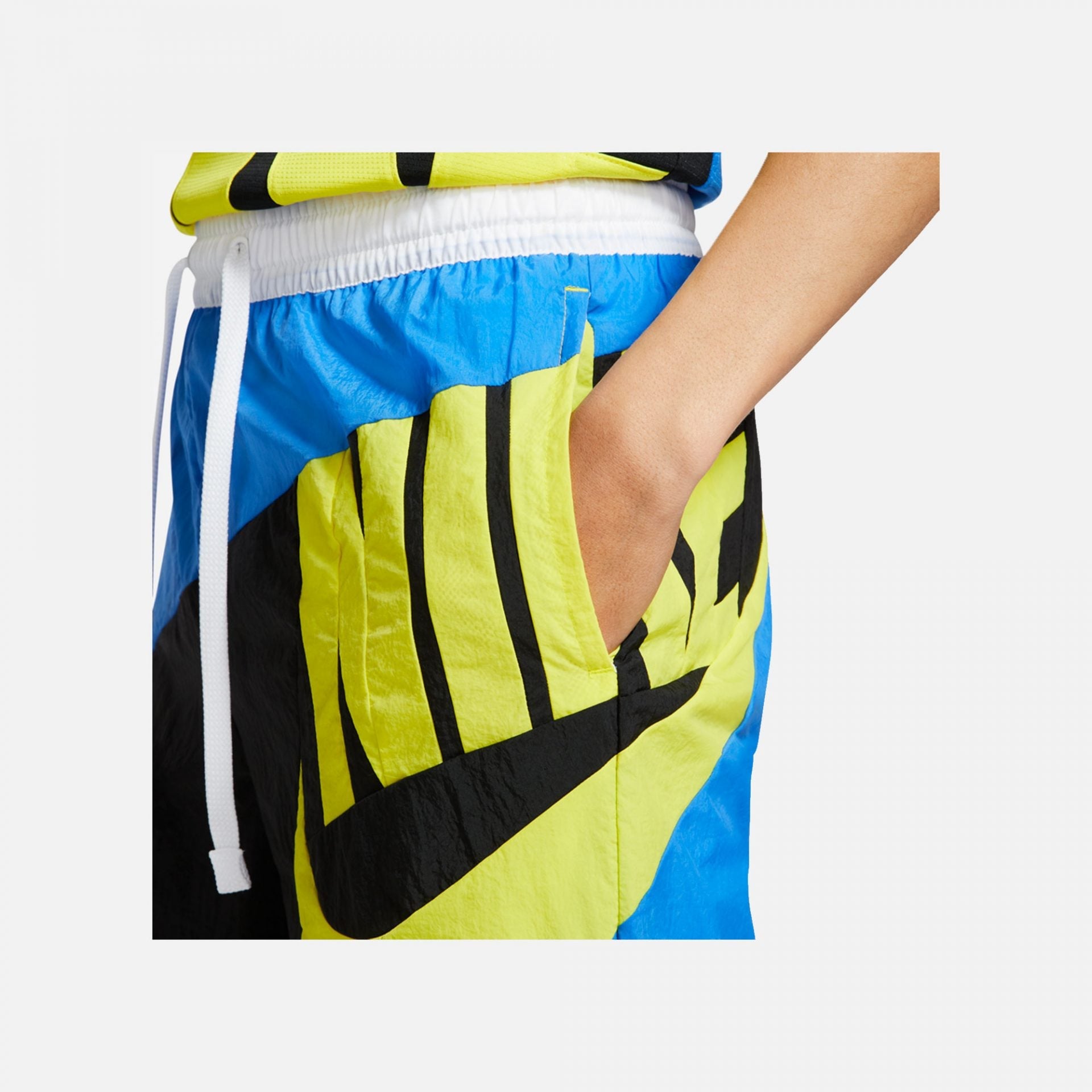 Nike | DRI-FIT THROWBACK FUTURA BASKETBALL SHORTS
