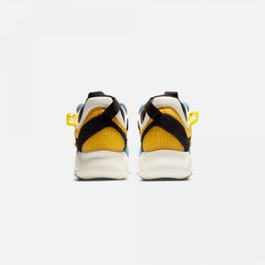 Nike | JORDAN MA2