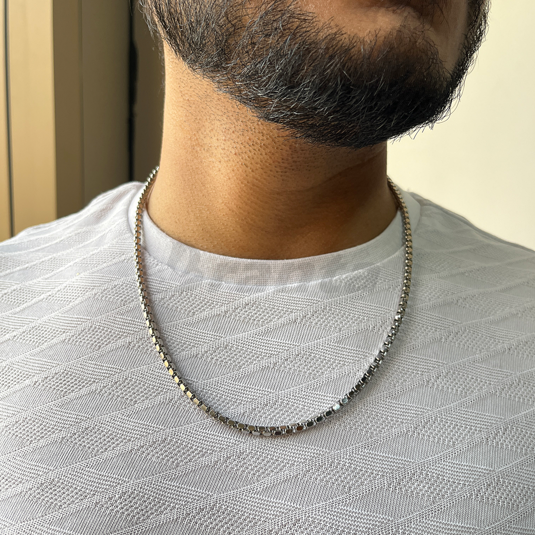 Silver Stainless Steel Italian Box Chain For Men (21.5 Inch)