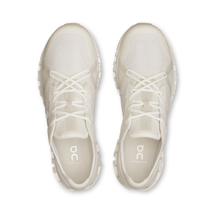 On Running Cloud X 4 AD White Wolf