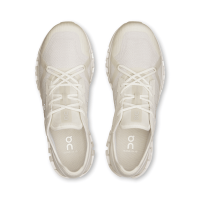 On Running Cloud X 4 AD White Wolf