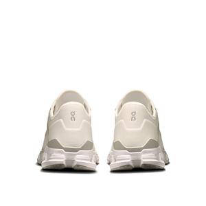 On Running Cloud X 4 AD White Wolf