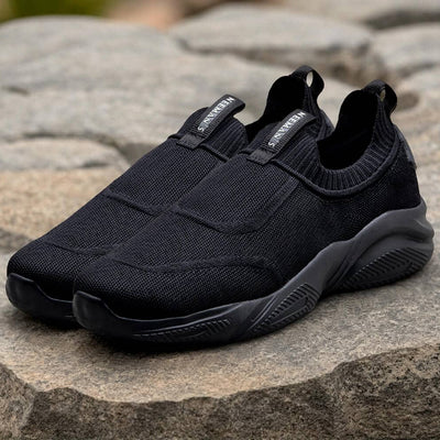 Sole Max Slip Ons : Ultra Black