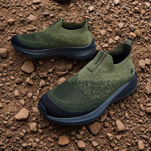 Blend Knit Slip Ons : Olive-Black