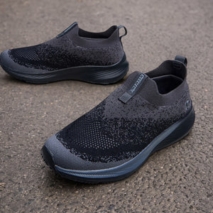 Blend Knit Slip Ons : Black-Grey