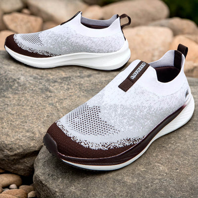 Blend Knit Slip Ons : Ivory-Brown