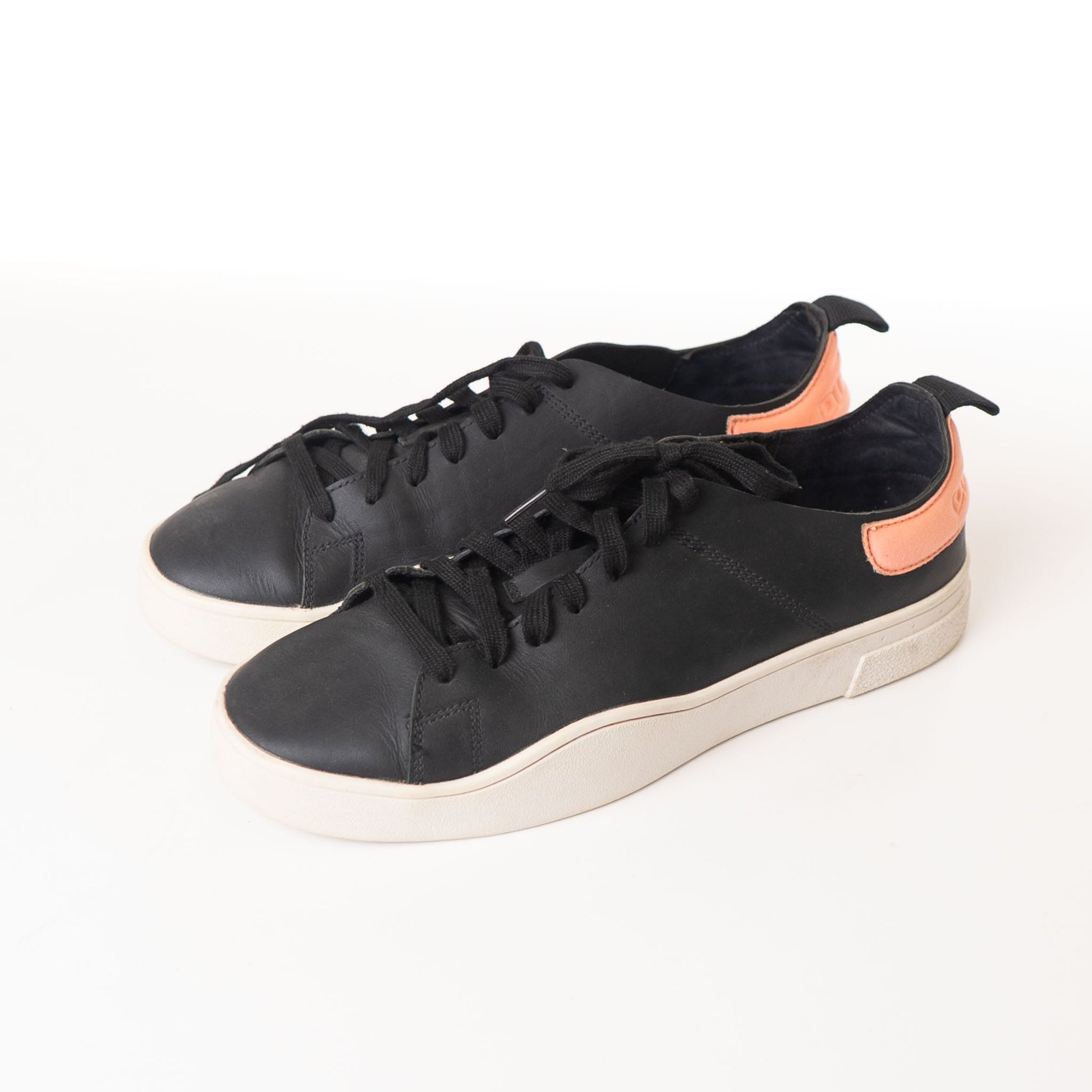 Diesel black clever sneakers