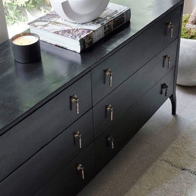 Anabella Dresser