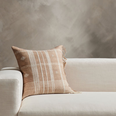 Kavia Pillow