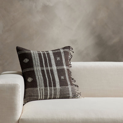 Kavia Pillow