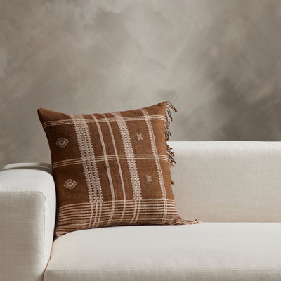 Kavia Pillow