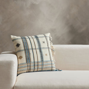 Kavia Pillow