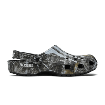 Crocs Classic Clog Pleasures Skeleton Realtree Edge Camo