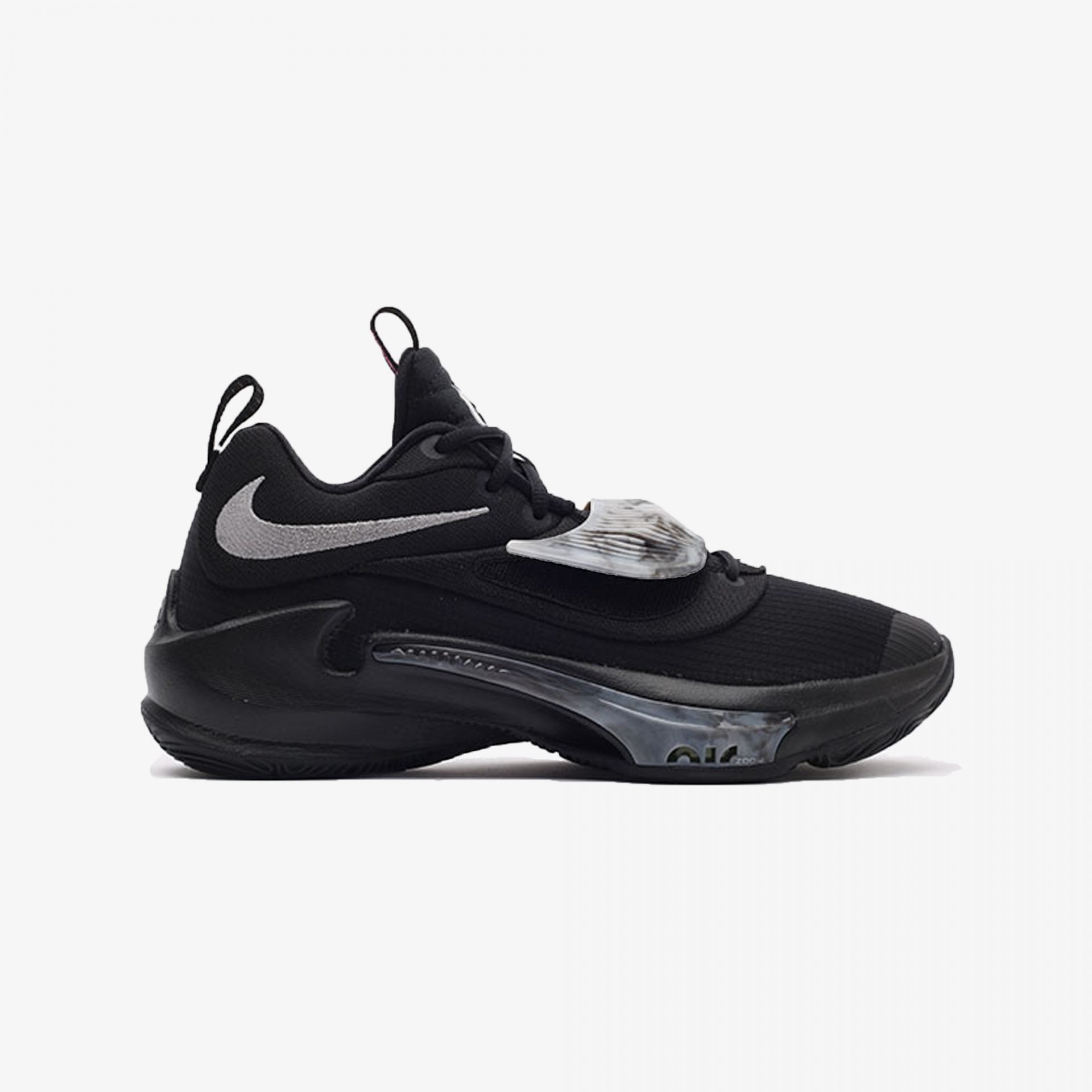 Nike | ZOOM FREAK 3 BLACK
