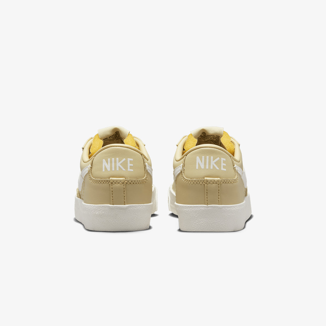 Nike | BLAZER LOW '77 { TEAM GOLD/SAIL