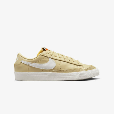 Nike | BLAZER LOW '77 { TEAM GOLD/SAIL