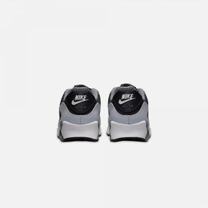 Nike | AIR MAX 90  { COOL GREY