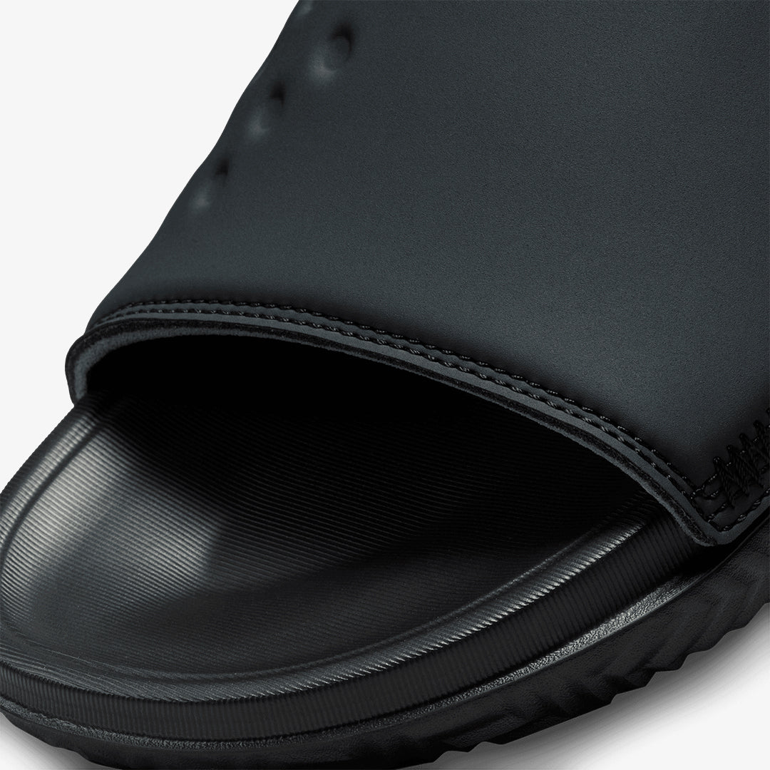 Jordan | PLAY SLIDE  { ANTHRACITE/UNIVERSITY RED-BLACK