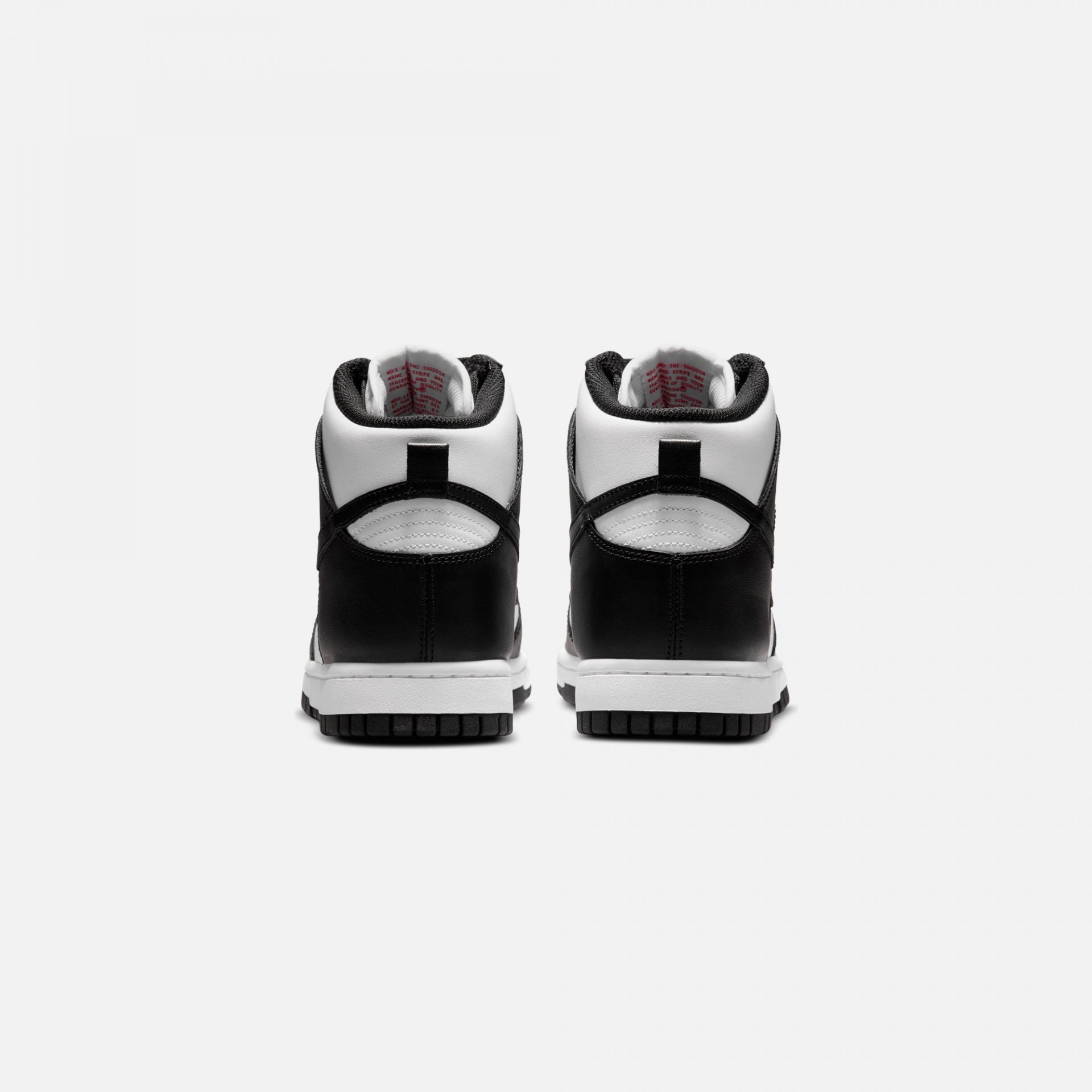 Nike | DUNK HIGH  { BLACK/WHITE