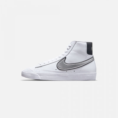 Nike | BLAZER MID'77 ESSENTIAL