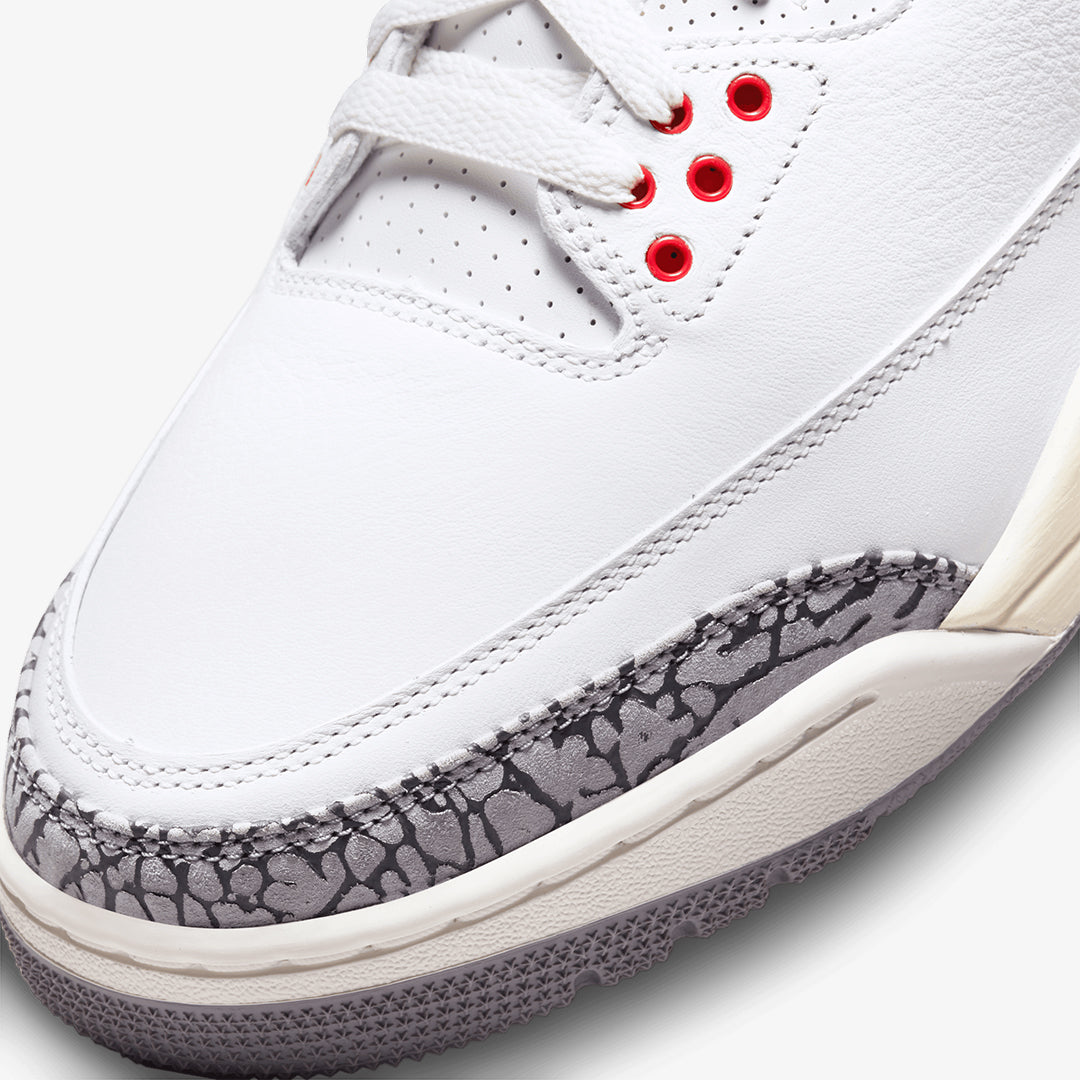 Jordan | AIR JORDAN 3 RETRO  { SUMMIT WHITE/FIRE RED-BLACK-CEMENT GREY