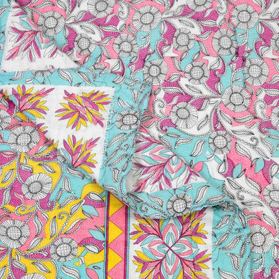 Tropical Dreamscape Colorful Lush Floral Patterns Reversible Quilt Double Bed Rajai