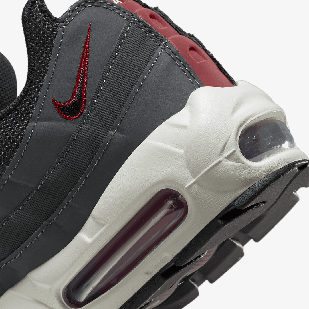 Nike | AIR MAX 95  { BLACK/GREY