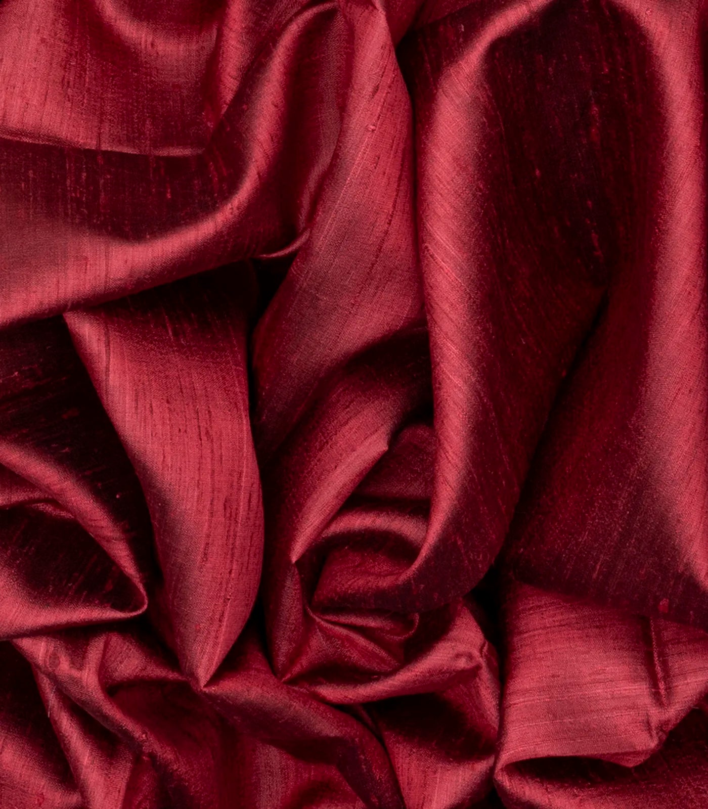 Crimson Handloom Plain Dupion Silk Saree With Printed Chariot Motifs-Crimson