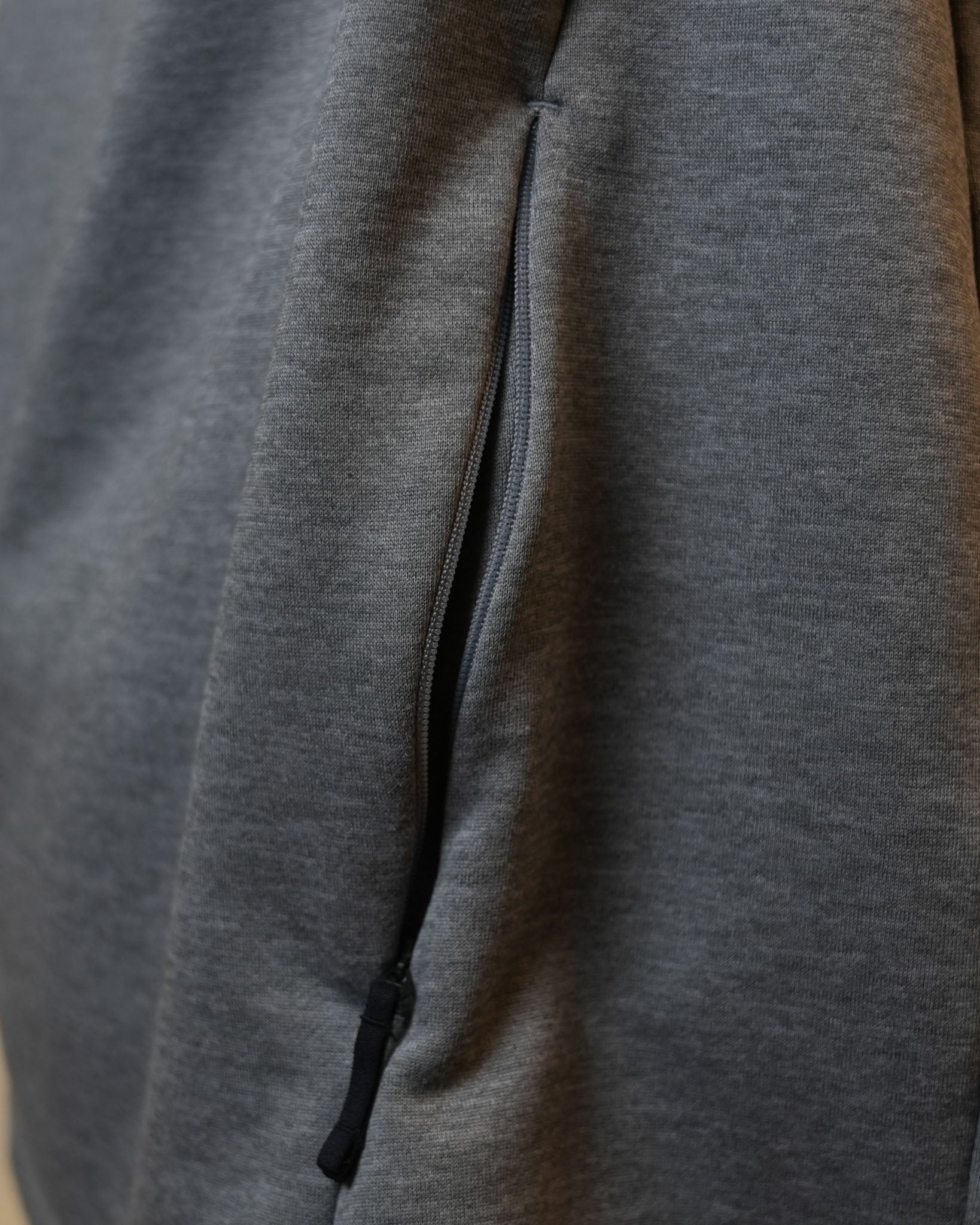 Under Armour Tank Grey Hoodie