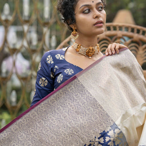Aasmani Parinda