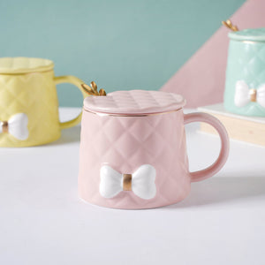 Textured Bow Cup