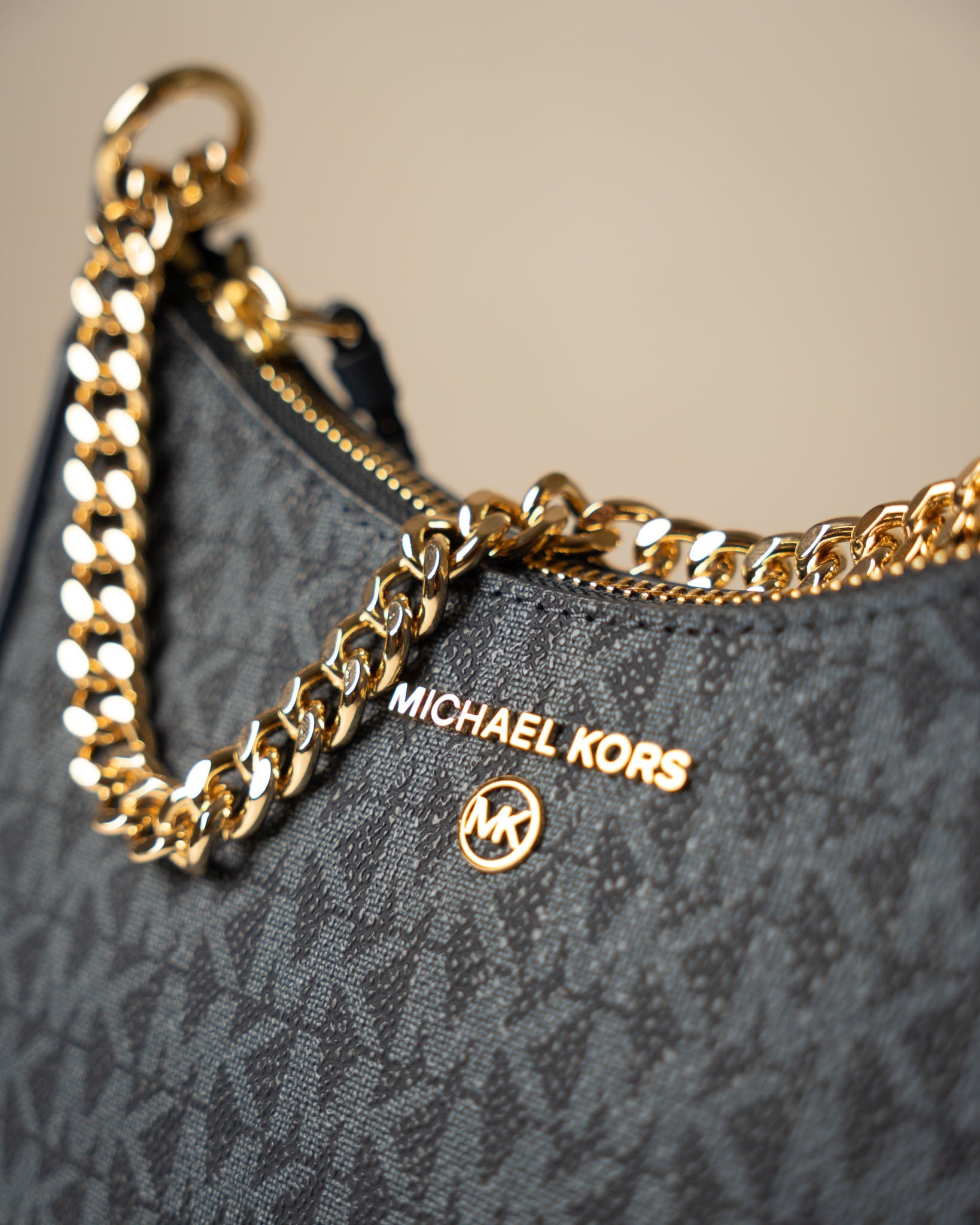 Michael Kors Heritage Blue Jet Set Charm Logo Medium Shoulder Bag