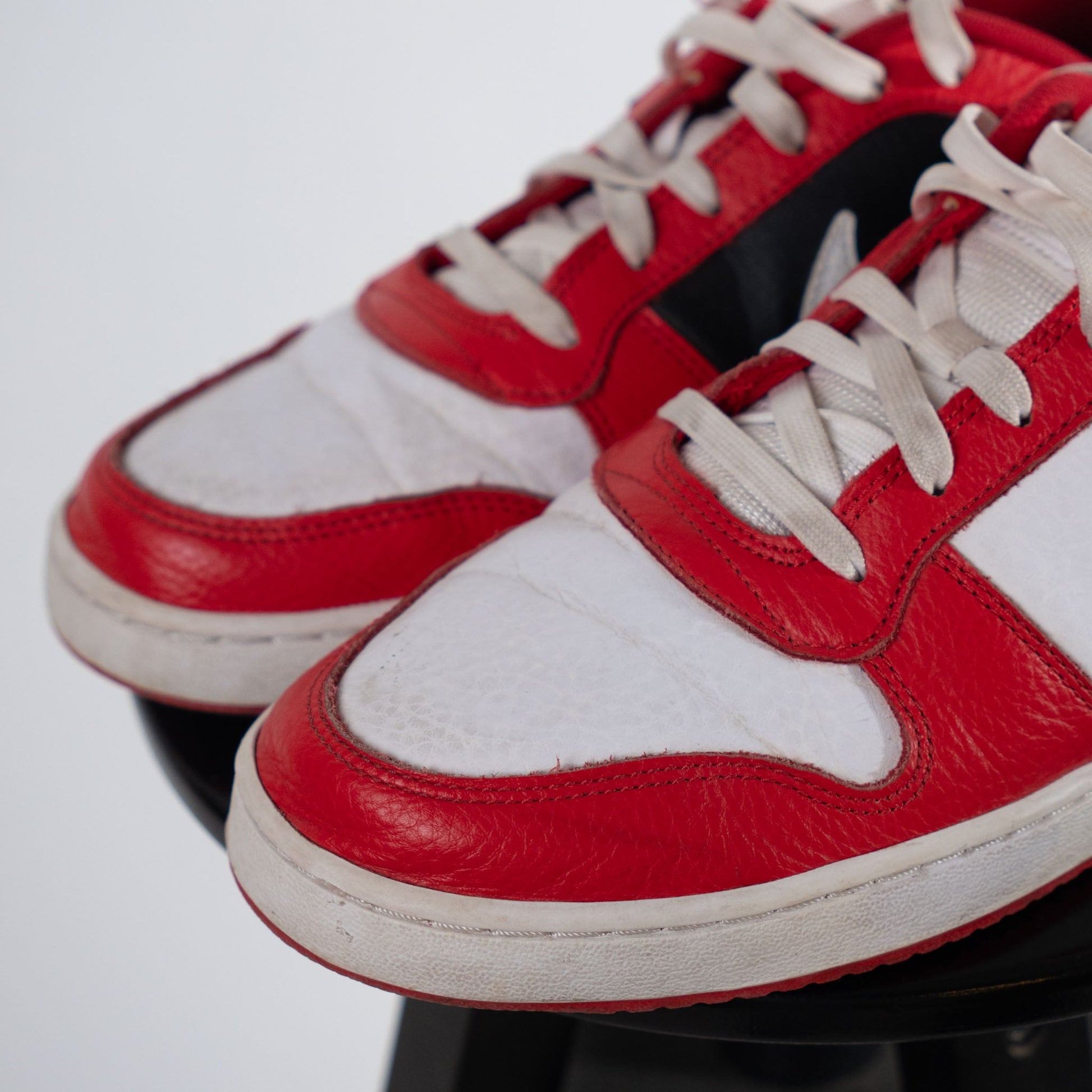 Nike Ebernon Low White/ University RED-BLACK