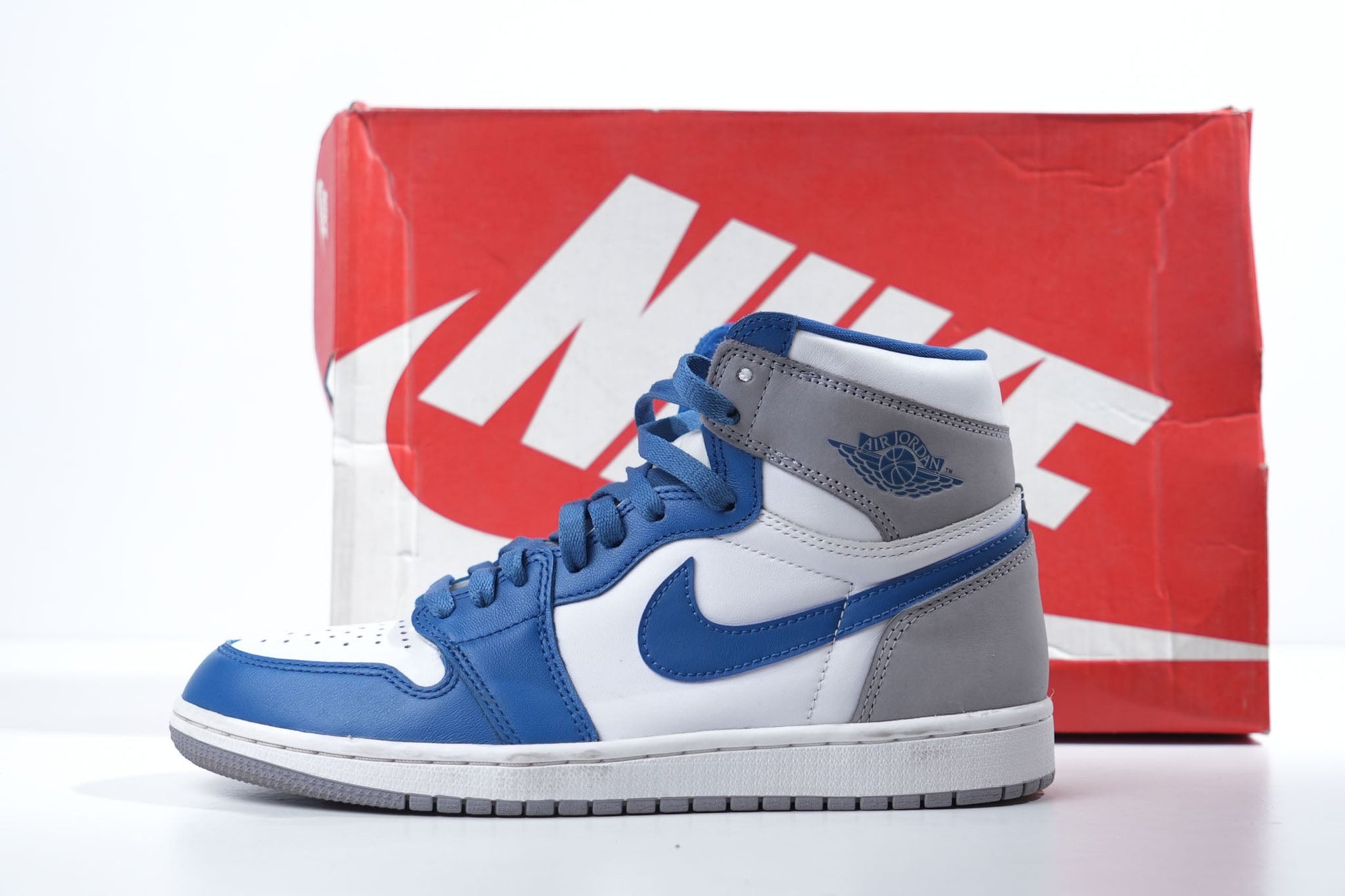 Nike Air Jordan 1 Retro OG High True Blue