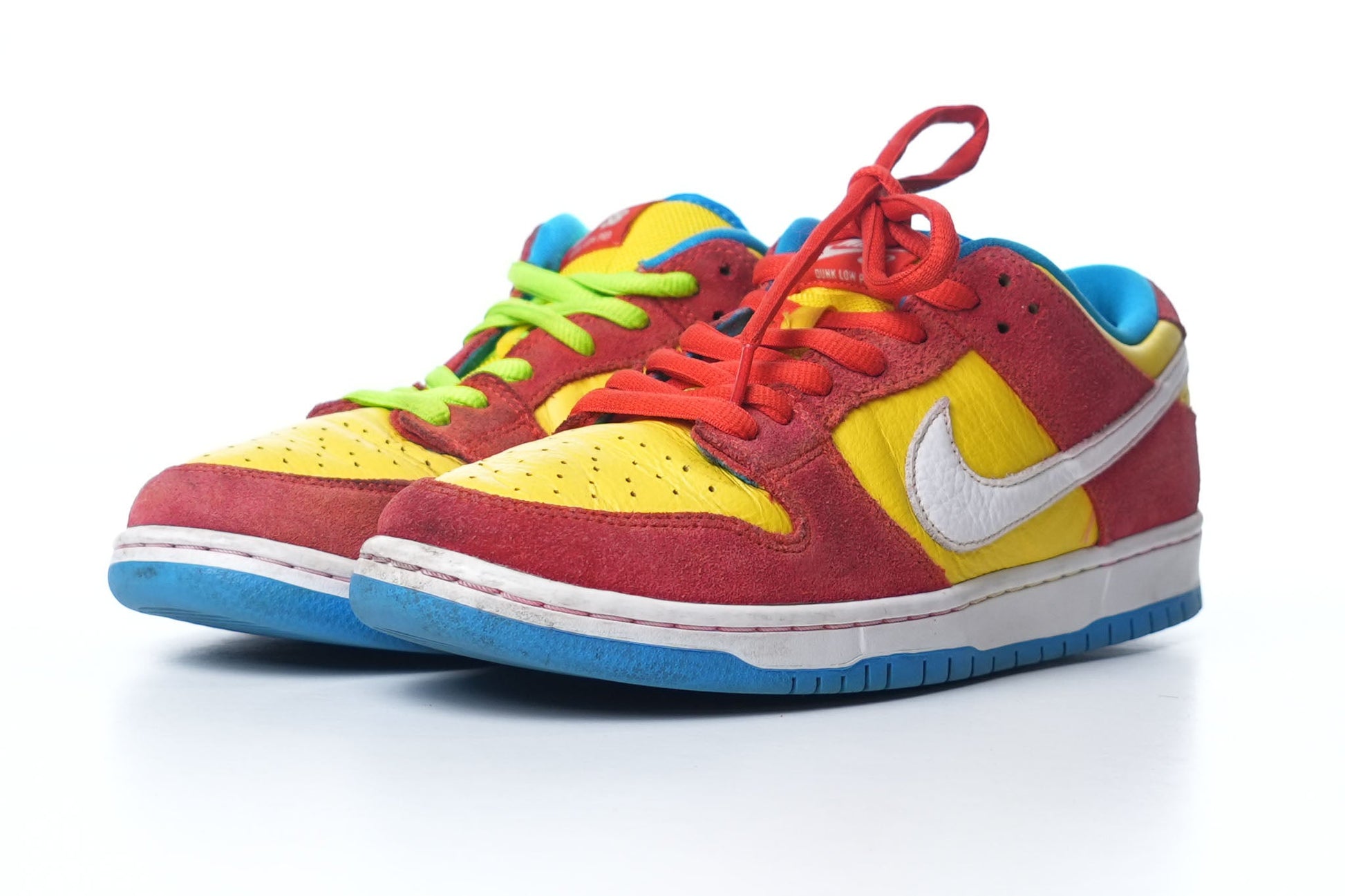 Nike SB Dunk Low Bart Simpson