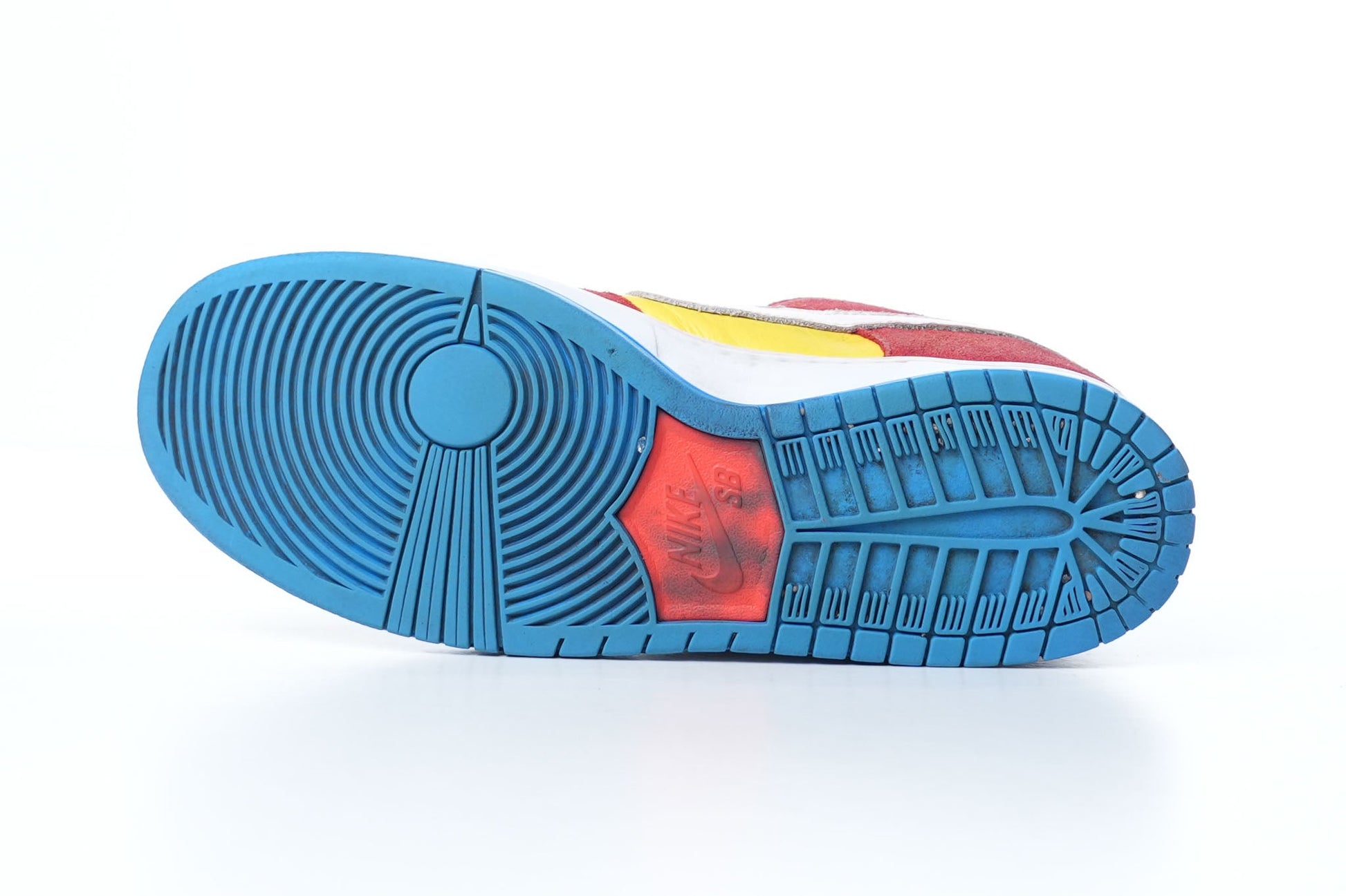 Nike SB Dunk Low Bart Simpson