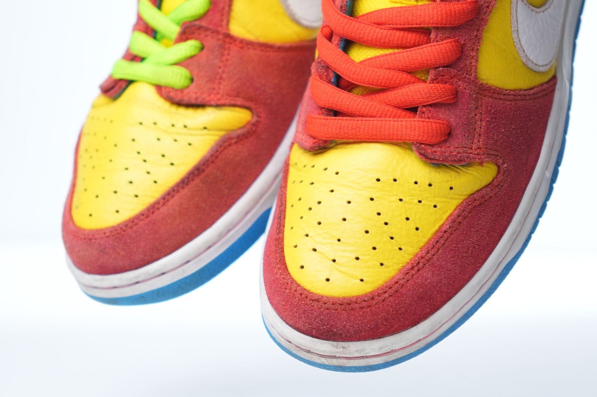 Nike SB Dunk Low Bart Simpson