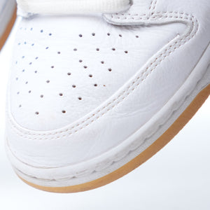 Nike SB Dunk Low 'White & Gum Light Brown'
