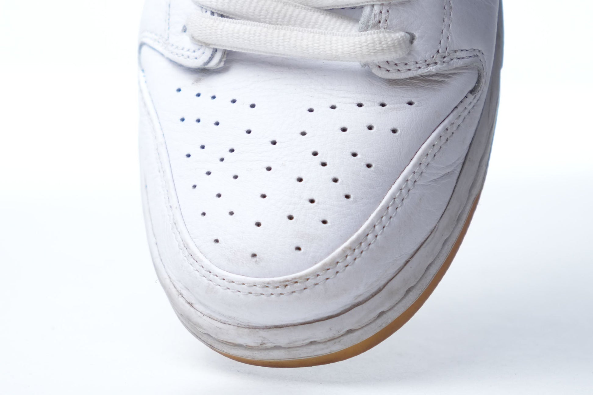 Nike SB Dunk Low 'White & Gum Light Brown'